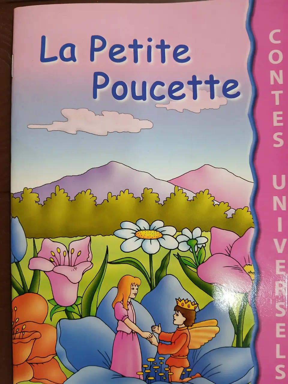 قصة contes universelles, la petite poucette